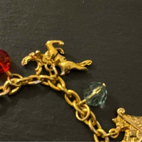 Vintage Gold Tone Christmas Beaded Charm Bracelet - Picture 5 of 16